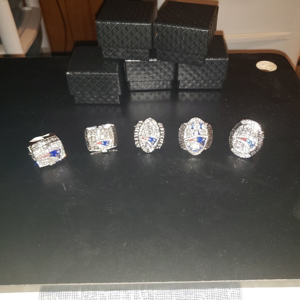 5 PC SET NEW ENGLAND PATRIOTS CHAMPIONSHIP RINGS